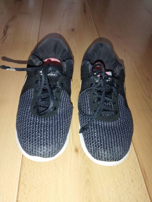 Маратонки Nike р.38, 24 см
