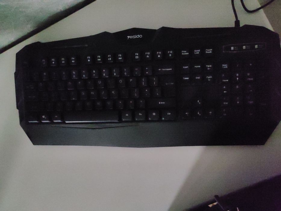 Продаю монитор gigabyte 200hz читайте описание