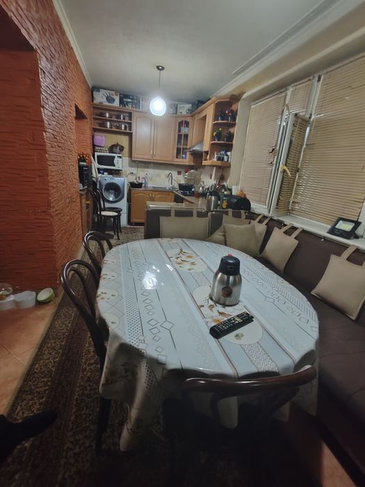 4/1/5 Дархан Кара Ниязова Спецплан 120кв. 2 сан узла. Двор. Под офис