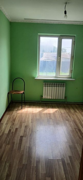 Квартира жалға беріледі уш бөлмелі.