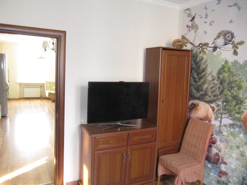 3х-комн квартира Менделеева 1