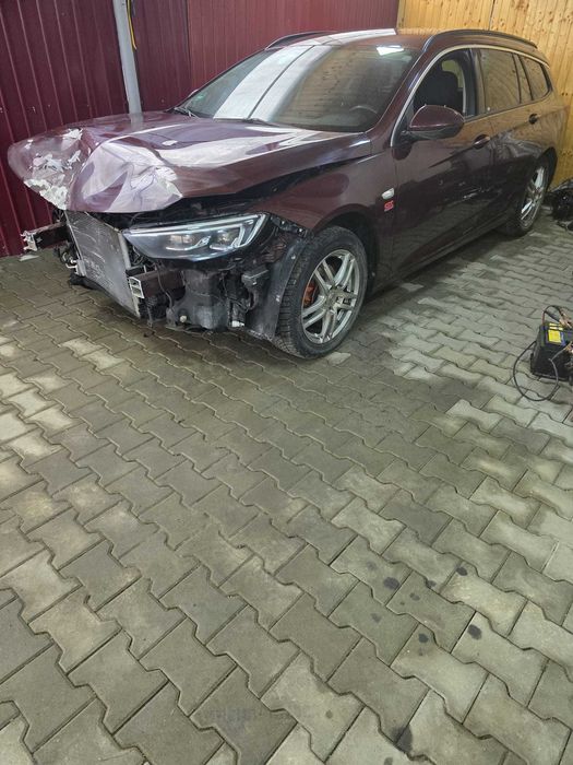 Opel Insignia 2019 1.6 diesel 91.000 km avariat frontal