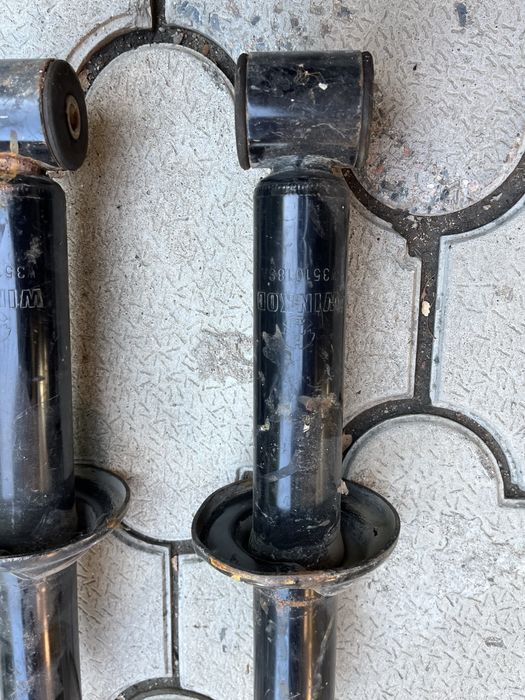 Амортизаторы на Ауди с4