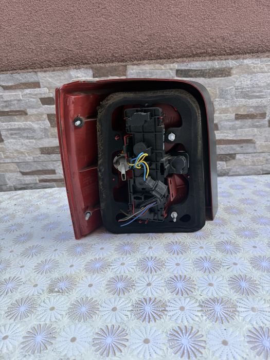 оригинален десен стоп за Passat комби B5,5