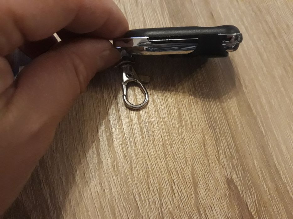 Дистанционно за гараж и бариери  Hörmann