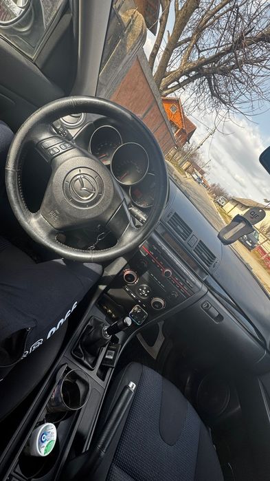 MAZDA 3 2004 — imagine 3