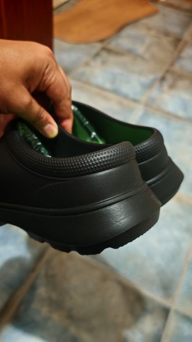 неплъзгащи се работни обувки