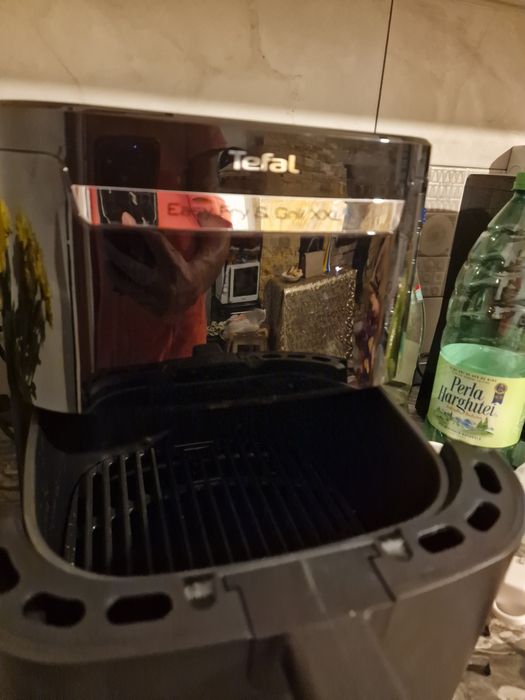 Friteuză electrică cu aer cald 2 în 1 Tefal EY801815, cu grătar