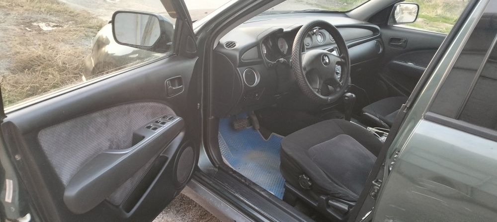 Митсубиси аутландер