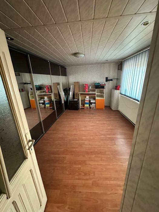 Casa de vanzare cu 4 camere