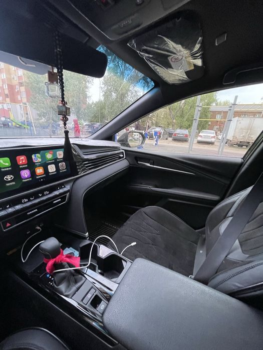 Прокат автомобиля с водителем