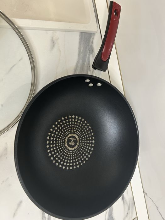 Прадам сковородку вок