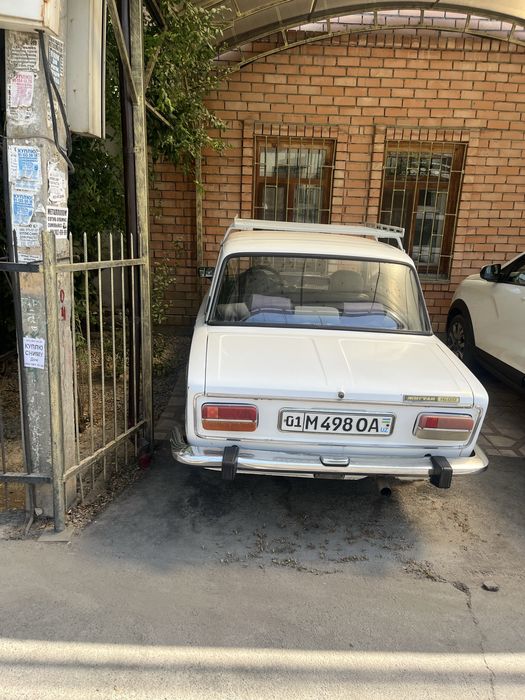 Автомобиль Жигули ВАЗ-2103