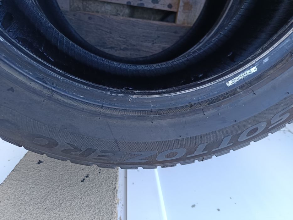 235 55 R 17.PIRELLI Дот 2720
