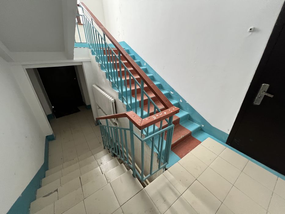 Левый Берегтен 3-комн квартира