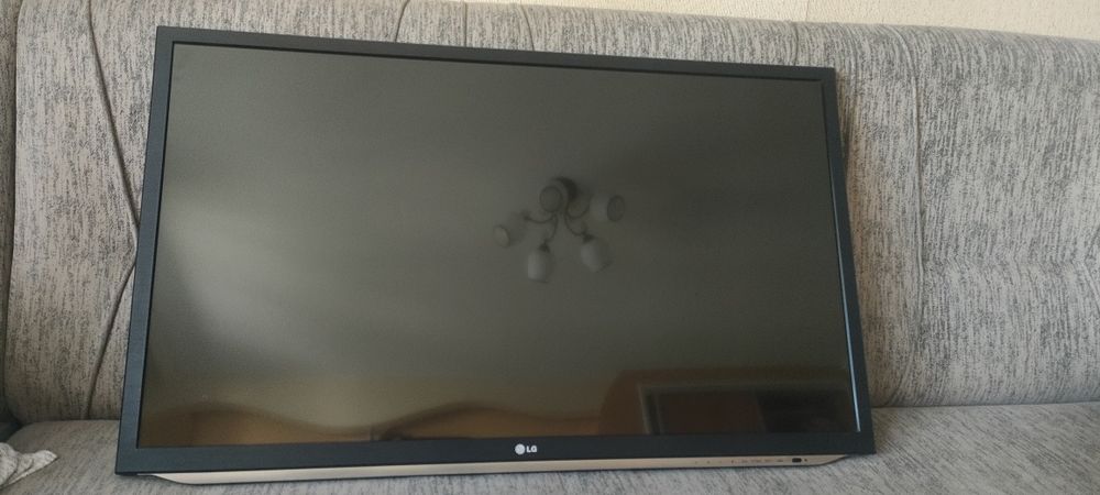 Продается Телевизор LG