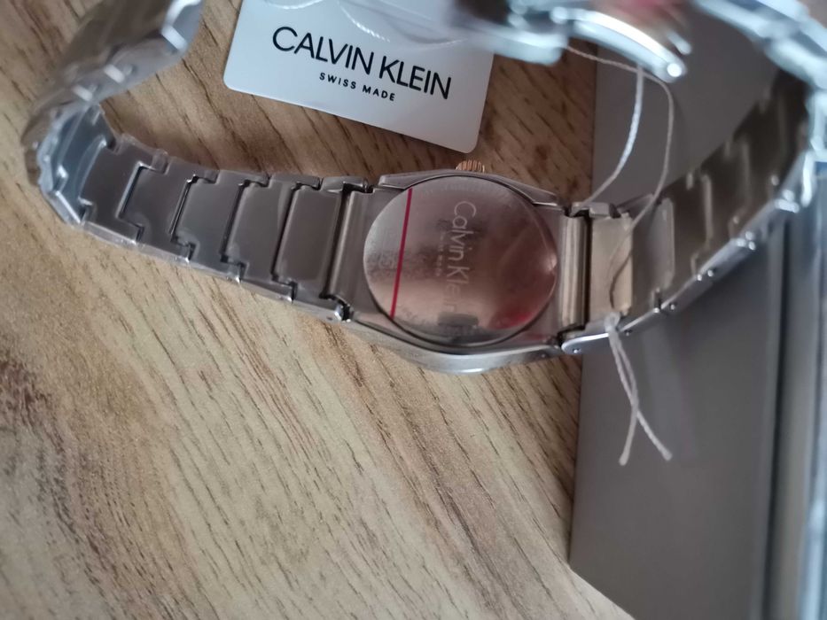 Часовник Calvin Klein "Step" K6K33B46 Швейцария НОВ