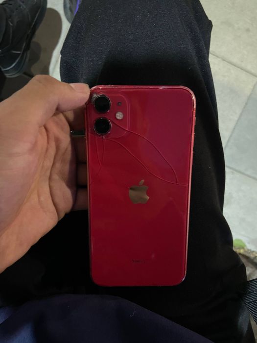 Продам 11 Iphone