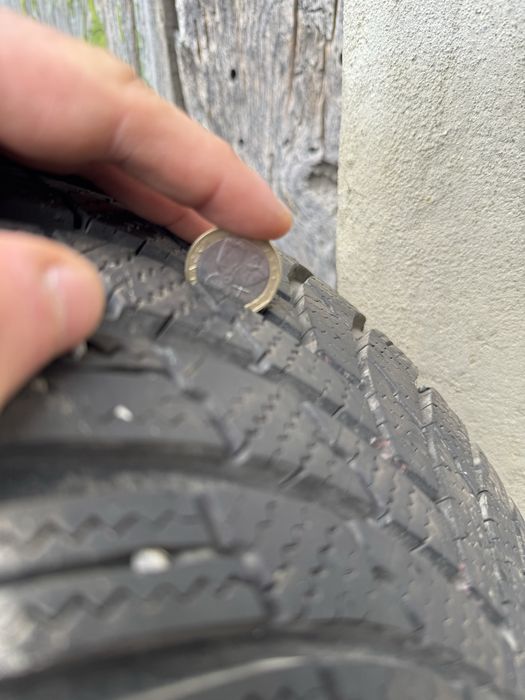 Firestone winterhawk 4 225/50/17 Зимни гуми