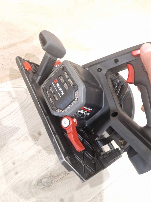 Circular Wurth. M CUBE