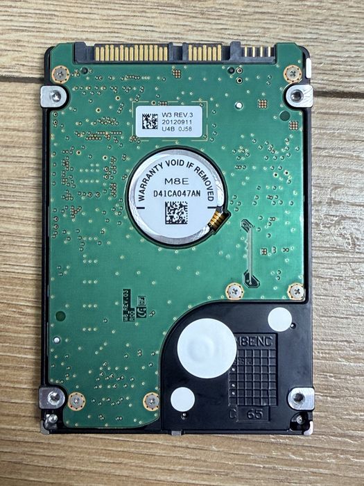 HDD 1000 g SSD 256 g