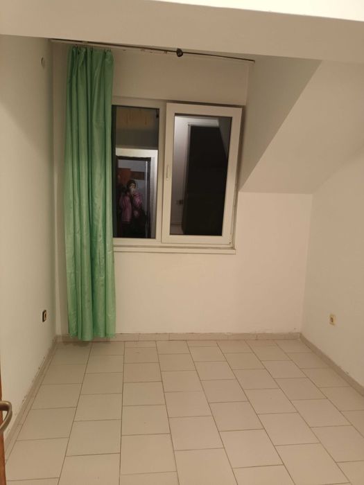 Дава се под наем Двустаен апартамент в Бургас, Възраждане - 45 кв.м за 255 € - Снимка #4