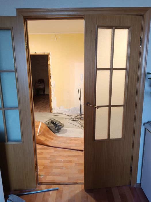 Продам двери, 1-120, 3-70, 4-80.