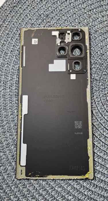 Capac original Samsung S22 Ultra. Aspect impecabil