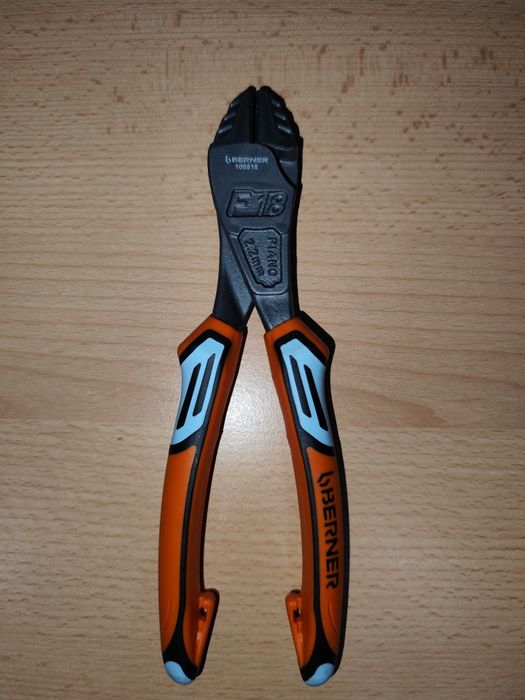 Clește sfic electrician