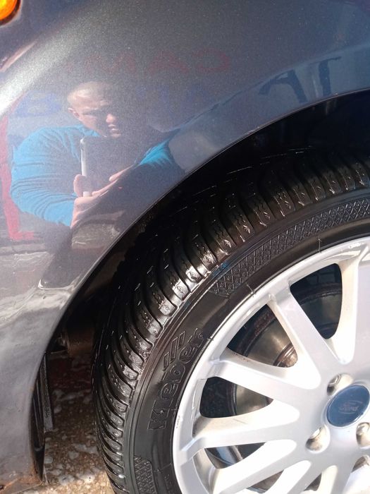 Джанти с гуми за Форд фиеста 16ки