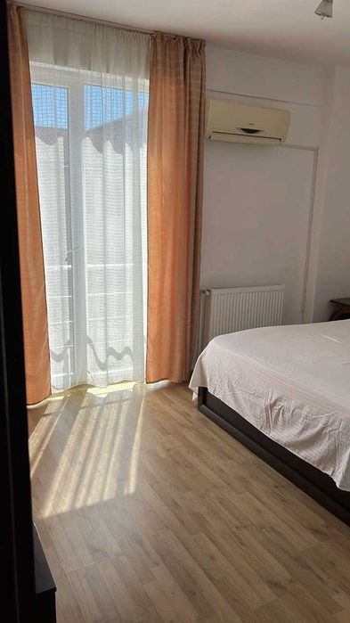 Apt. Mamaia-Nord 2 camere cu balcon & aer condiționat —10 min. de plajă