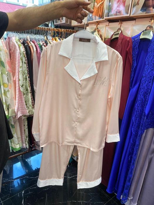 Pijamale satin royal calitative