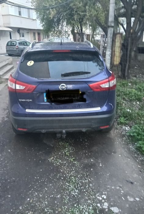 Vand sau schimb  Nissan Qashqai j11