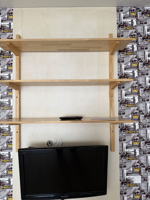 Продам книжные полки Ikea