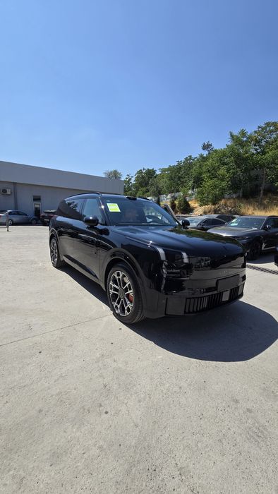 Lynk Co 900 PHEV 2T DHT Ultra 6 Zeekir Jili brendlari  asosida.