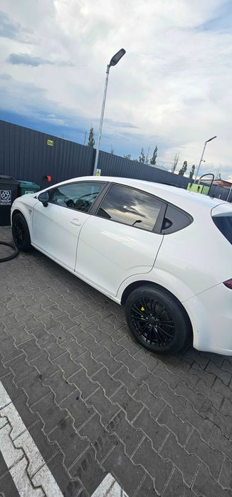 SEAT Leon 2011 — imagine 2