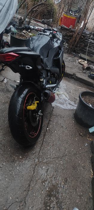 продам мотоцикл Kawasaki 200куб