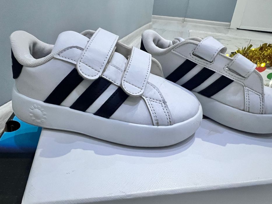 Adidas детски маратонки