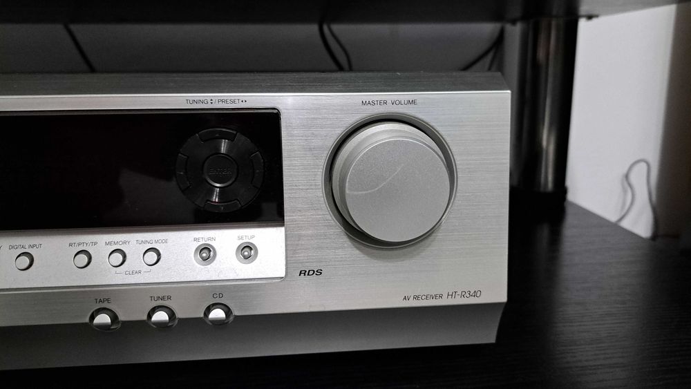Amplituner 5.1 Onkyo HT-R340 cu telecomanda originala