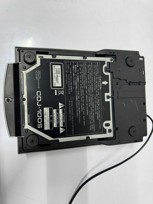 Мултиплейър - Pioneer CDJ-100S