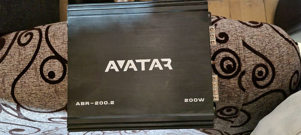 Vand/schimb cu telefon subwoofer Reiss și amplificator avatar