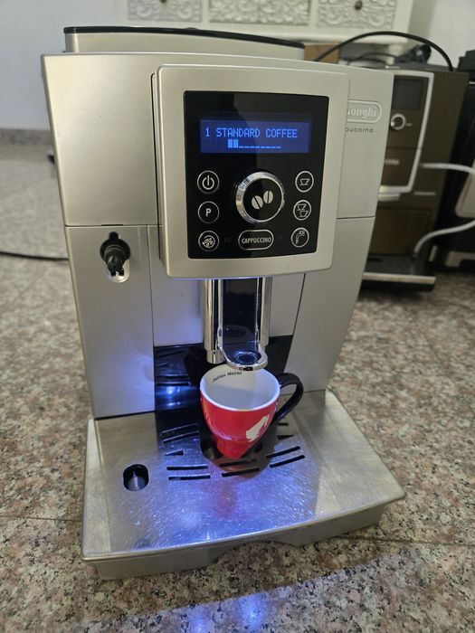 Кафемашина Delonghi capuchino