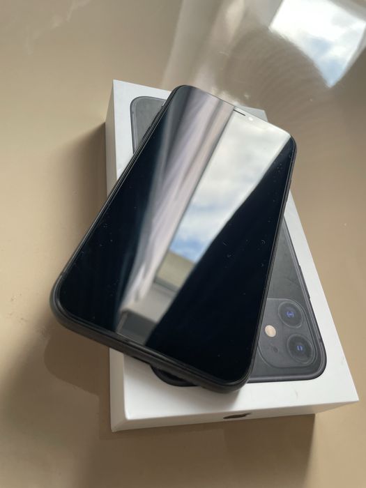 iPhone 11 64GB Liber De Rețea