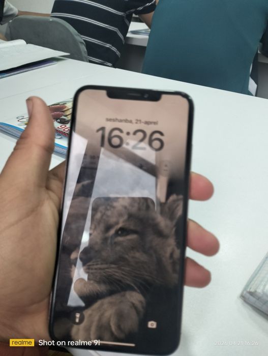 Iphone xs max yangi
