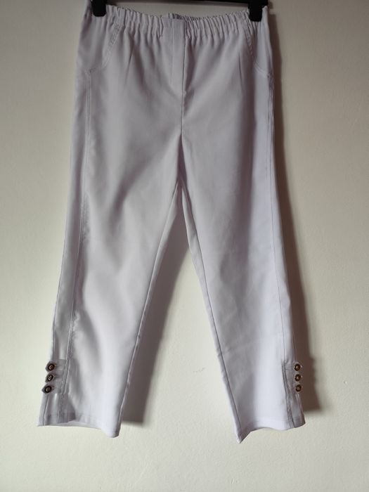 Pantaloni dama noi L