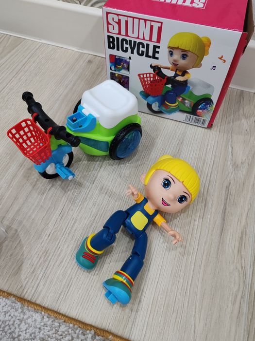 Игрушку детскую музыкальную