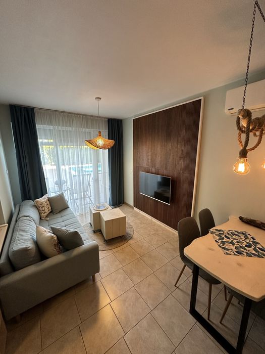 Дава се под наем Едностаен апартамент в с. Лозенец, Област Бургас - 65 кв.м за 3490.95 € - Снимка #3