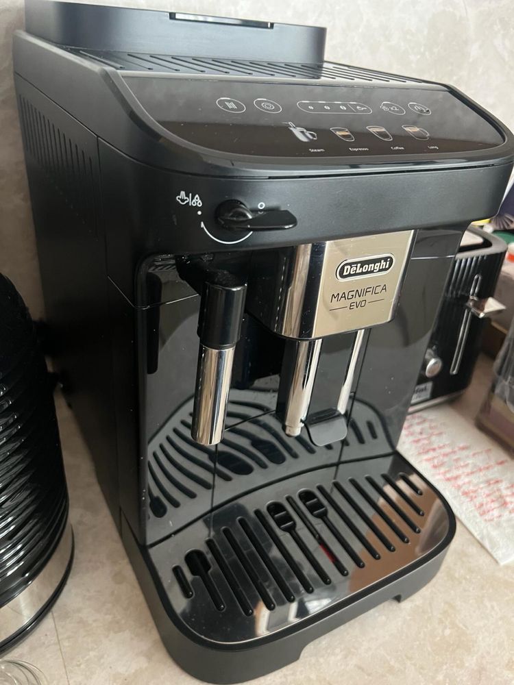 Espressor Automat De Longhi Magnifica Evo ECAM Selimbar • OLX.ro