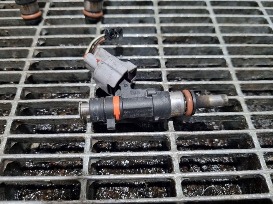 Injector Dacia Dacia Logan II MCV Facelift 2017 0.9 B 2016 - 2020 90CP H4B 408 Euro5 ...