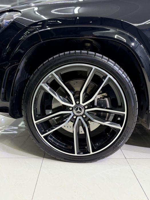 Mercedes Benz GLS 450